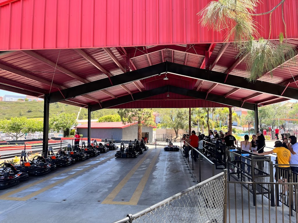 MB2 Entertainment | restaurant | 21516 Golden Triangle Rd, Santa Clarita, CA 91350, USA | 6617533413 OR +1 661-753-3413