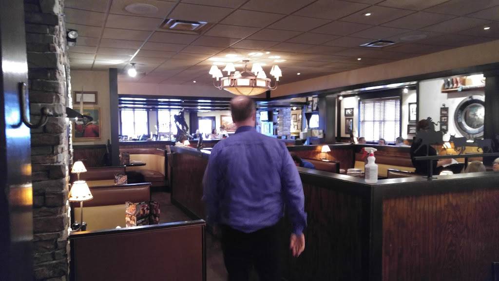 LongHorn Steakhouse | meal takeaway | 6115 N Illinois St, Fairview Heights, IL 62208, USA | 6183948540 OR +1 618-394-8540