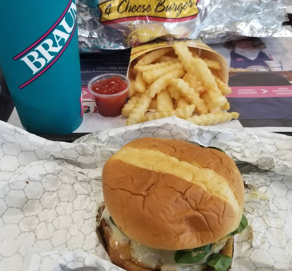 Braums Ice Cream & Burger Restaurant | restaurant | 1100 W Moore Ave, Terrell, TX 75160, USA | 9725512855 OR +1 972-551-2855