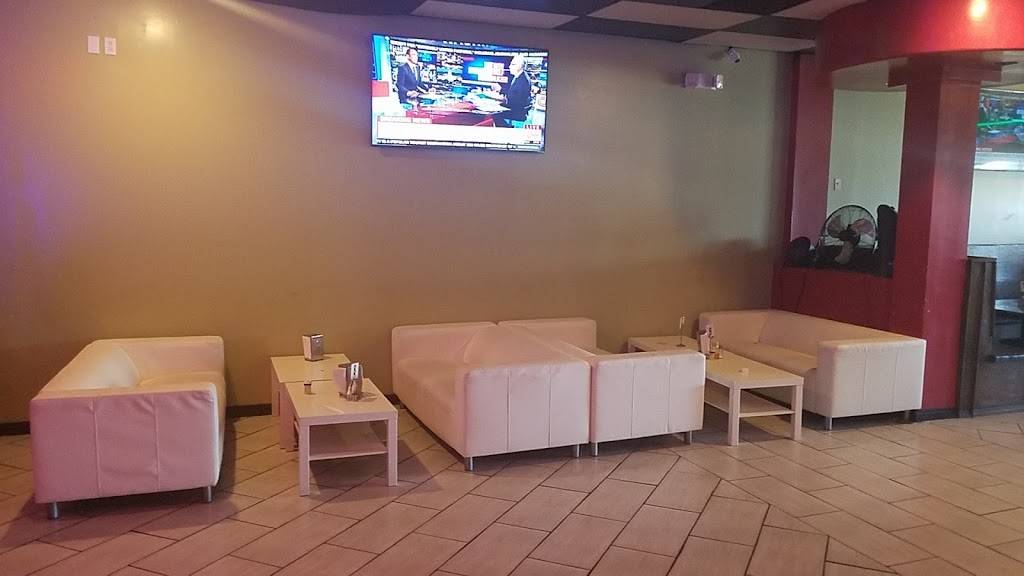 Kings View Lounge & Cafe | restaurant | 9511 Southwest Fwy, Houston, TX 77074, USA | 2815019513 OR +1 281-501-9513