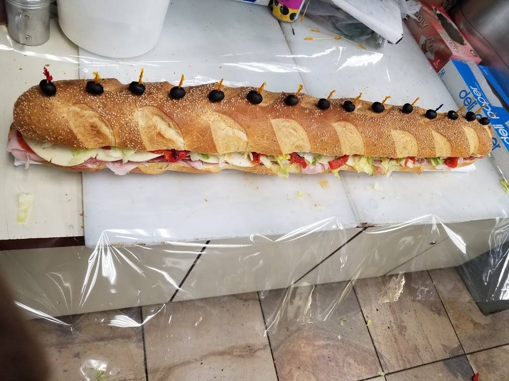 My Brothers Deli & Bagels | restaurant | 960 Bloomingdale Rd, Staten Island, NY 10309, USA | 7186053100 OR +1 718-605-3100