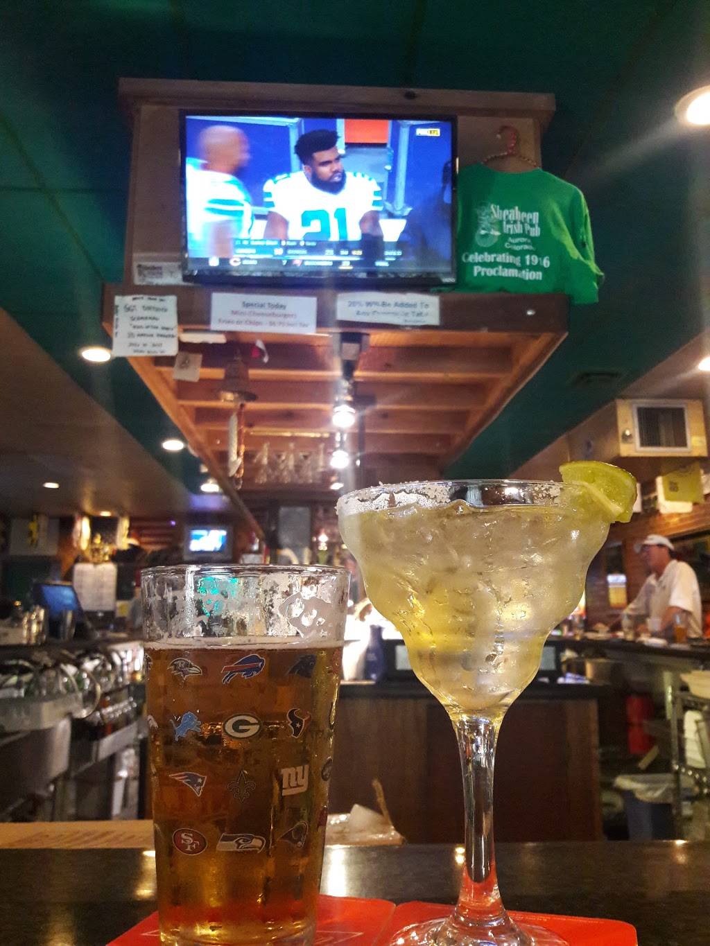 Sheabeens Irish Pub | restaurant | 2300 S Chambers Rd # A, Aurora, CO 80014, USA | 3036966131 OR +1 303-696-6131