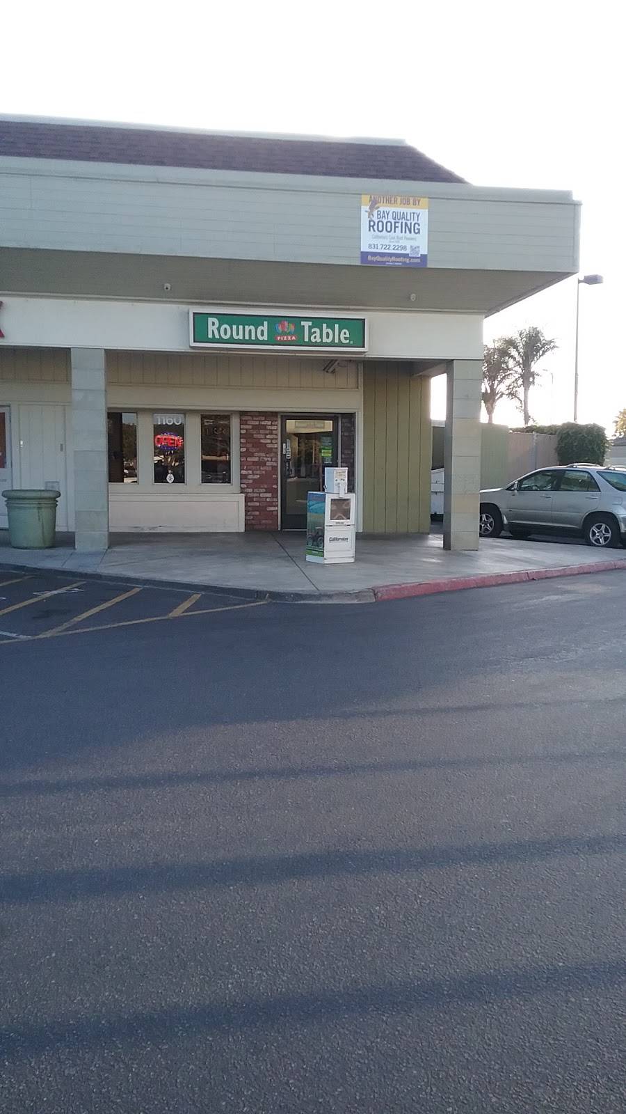 Round Table Pizza | meal delivery | 1160 S Main St, Salinas, CA 93901, USA | 8317577400 OR +1 831-757-7400