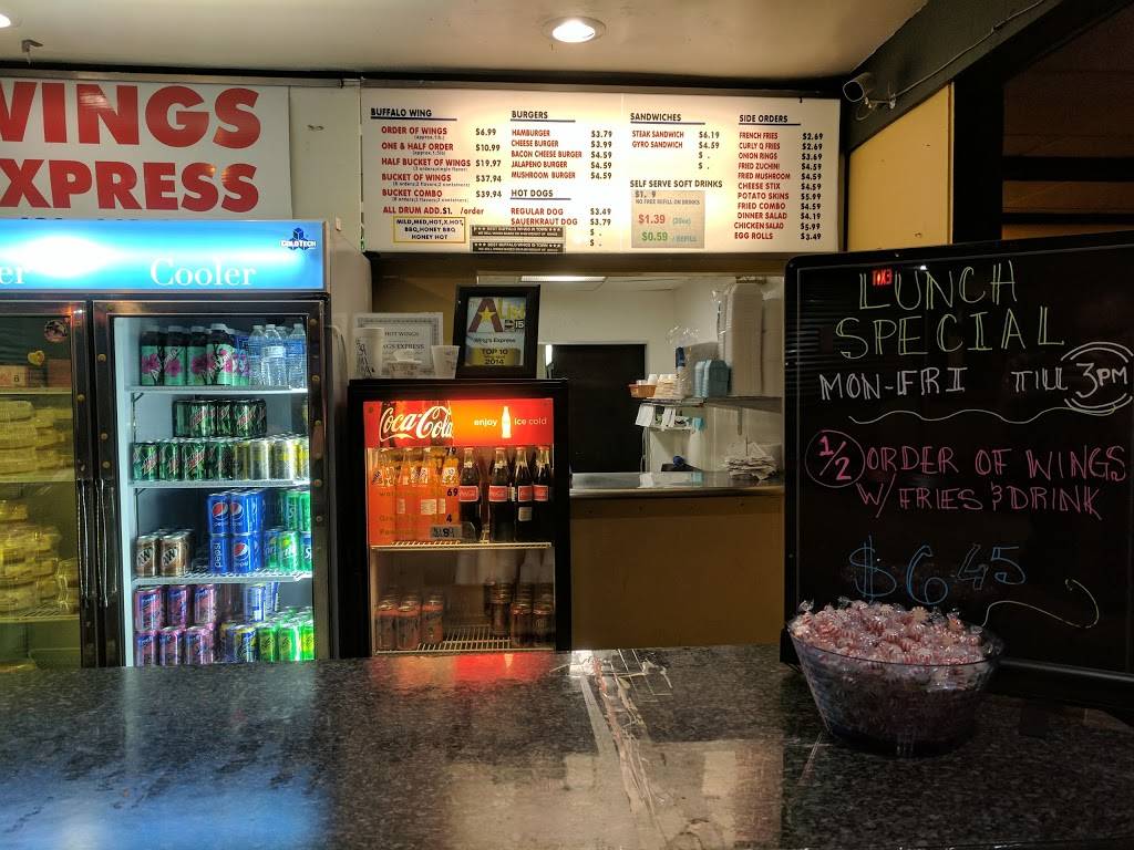 Wings Express | restaurant | 1449 E Main St, Mesa, AZ 85204, USA | 4806412511 OR +1 480-641-2511