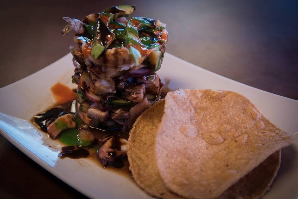 Camaron Pelao | restaurant | 7212, 1407 E Abram St, Arlington, TX 76010, USA | 6824100340 OR +1 682-410-0340