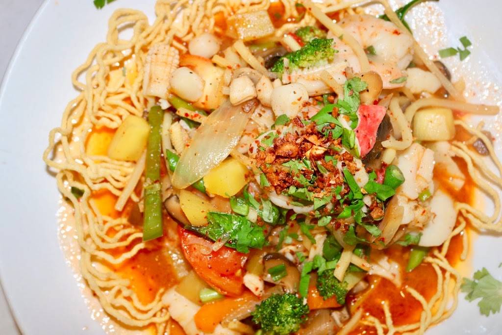 Q Restaurant | restaurant | 11379 W 159th St, Orland Park, IL 60467, USA | 7089662179 OR +1 708-966-2179