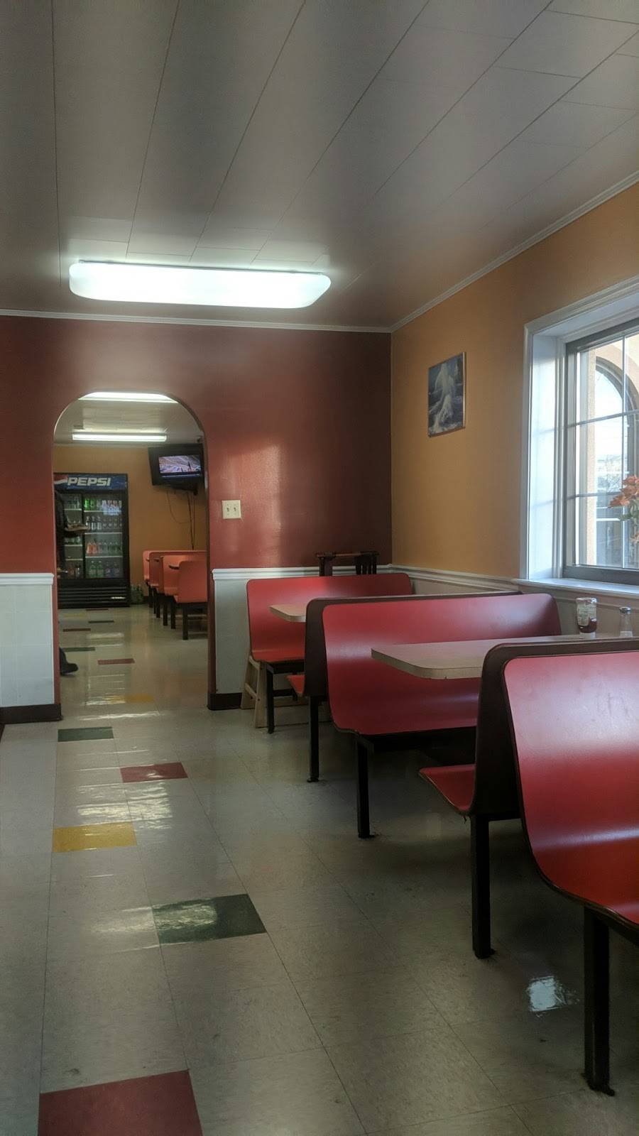 Pizza Palace | restaurant | 555 E 28th Division Hwy, Lititz, PA 17543, USA | 7176261970 OR +1 717-626-1970