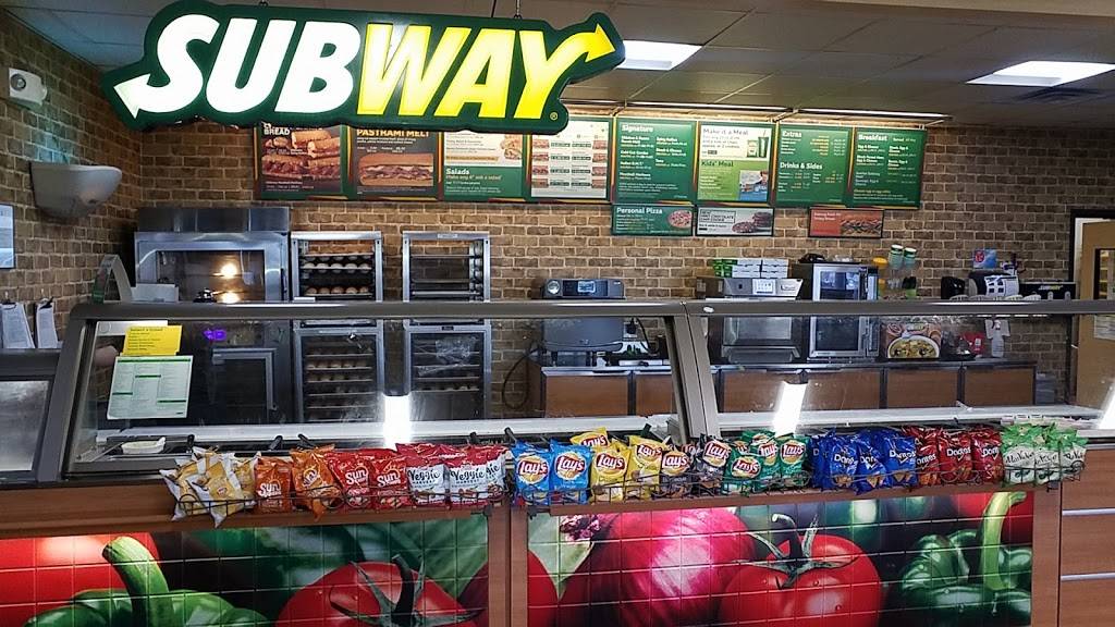 Subway | restaurant | 1014 Mt Olive Rd, Toms Brook, VA 22660, USA | 5404363277 OR +1 540-436-3277