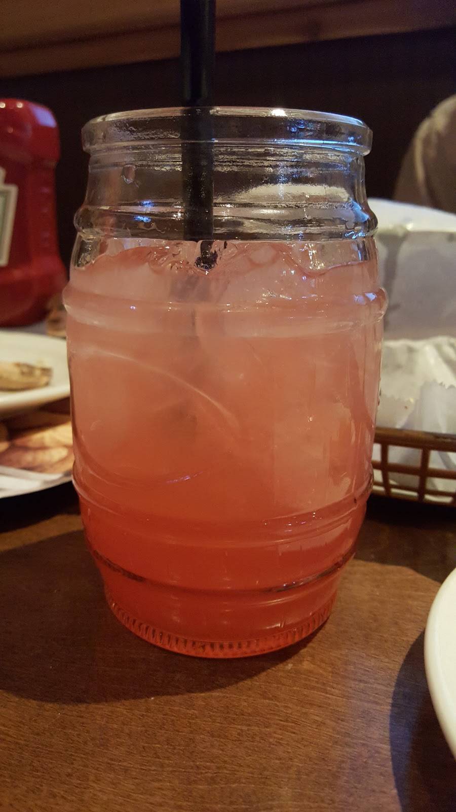 Logans Roadhouse | restaurant | 156 Lucy Ln, Waynesboro, VA 22980, USA | 5409499925 OR +1 540-949-9925