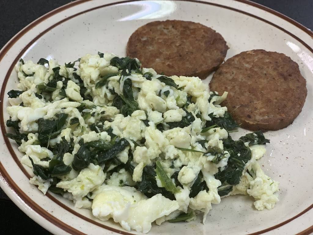 Kiro Family Restaurant | restaurant | 5089 Country Club Rd, Winston-Salem, NC 27104, USA | 3369551786 OR +1 336-955-1786