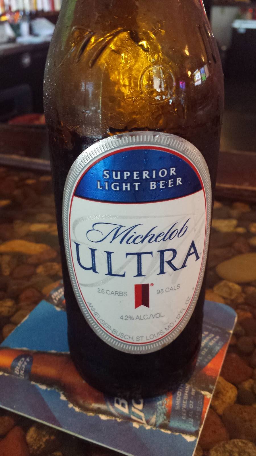 The Pour House | restaurant | 3410 W Willow Knolls Dr, Peoria, IL 61614, USA | 3096913885 OR +1 309-691-3885