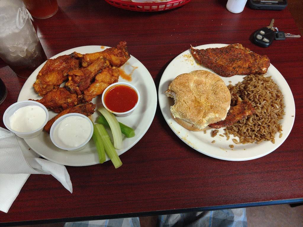 Richies Hot Wings | restaurant | 2934 US-31W, White House, TN 37188, USA | 6156722491 OR +1 615-672-2491