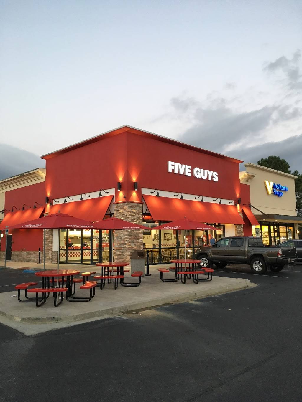 Five Guys | meal takeaway | 1523 Manhattan Blvd, Harvey, LA 70058, USA | 5046092289 OR +1 504-609-2289
