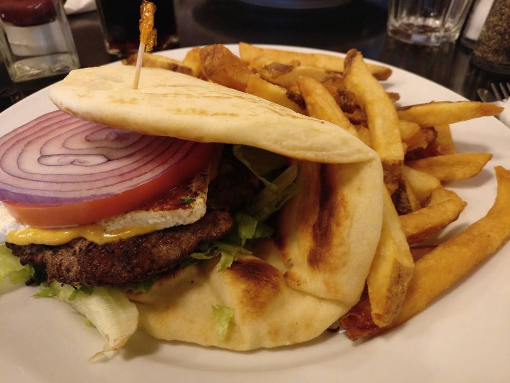 Charles Dickens Pub | restaurant | 505 Dundas St, Woodstock, ON N4S 1C4, Canada | 5194212218 OR +1 519-421-2218