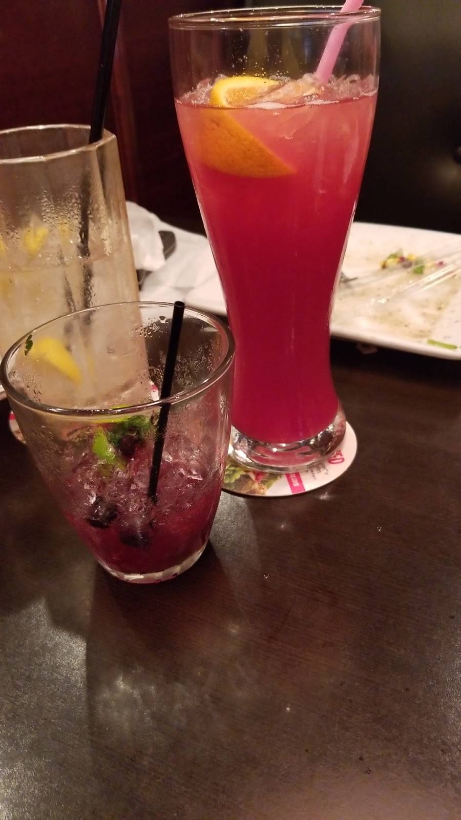 Ruby Tuesday | restaurant | 5530 S Scatterfield Rd, Anderson, IN 46013, USA | 7656432496 OR +1 765-643-2496