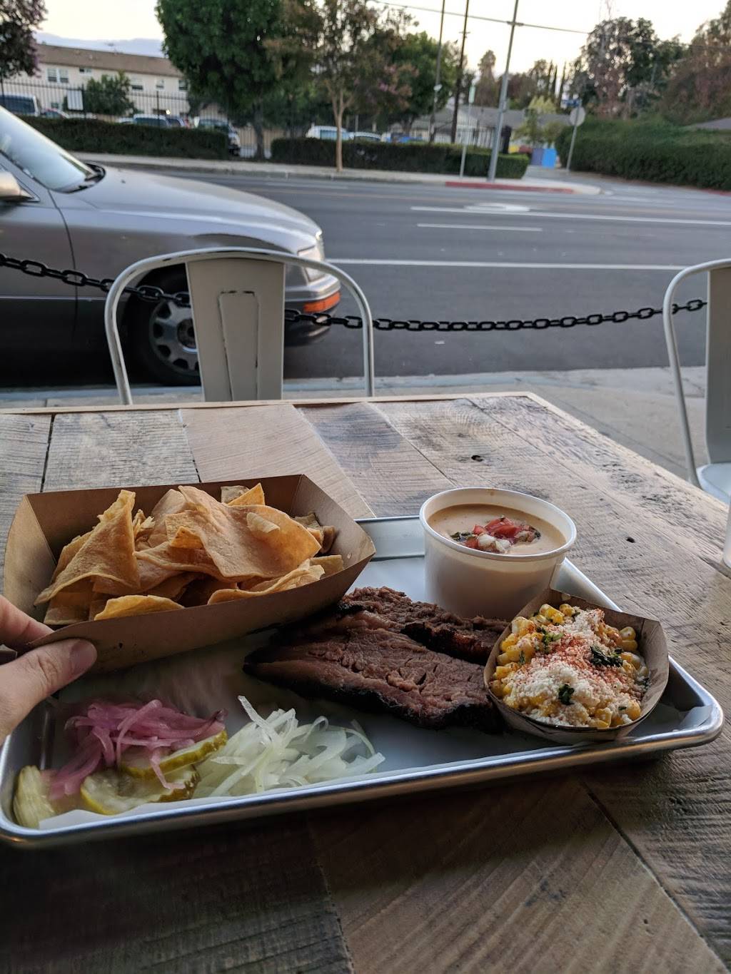 AJ’s Tex-Mex Barbecue | restaurant | 12123 Riverside Dr, Valley Village, CA 91607, USA | 8185058865 OR +1 818-505-8865