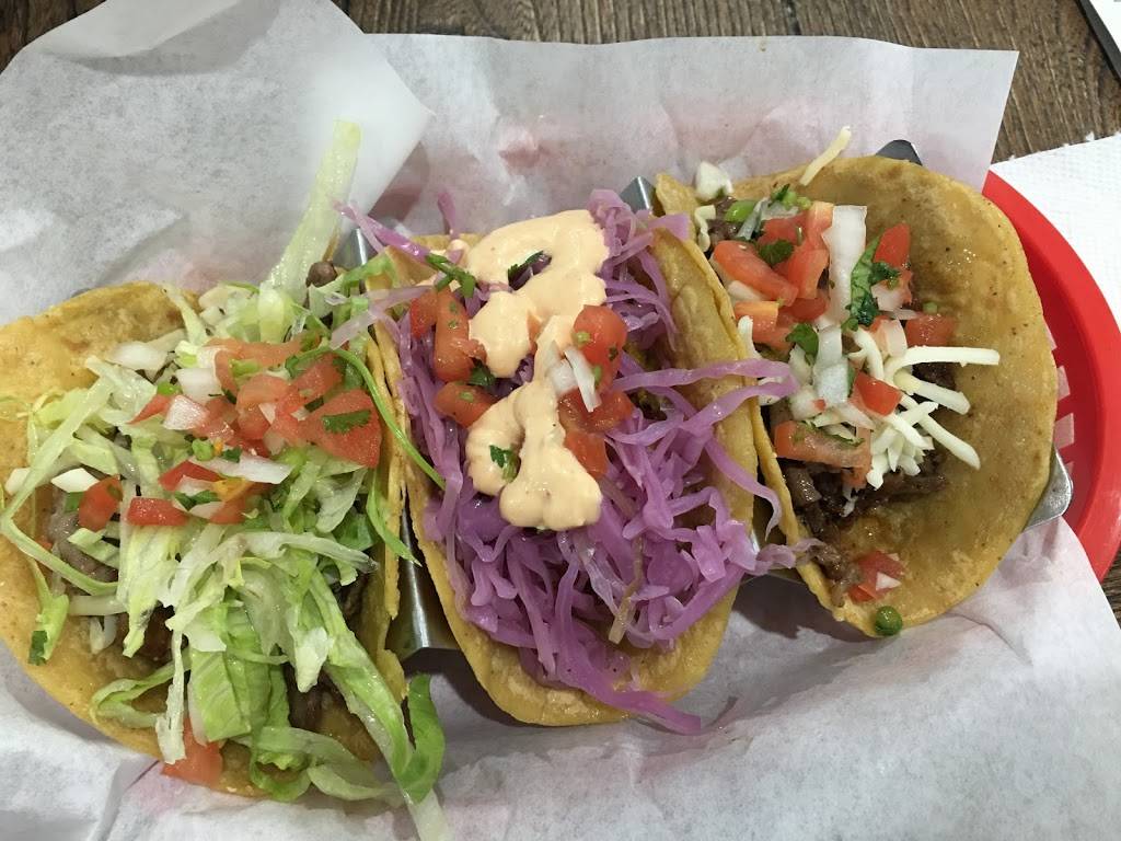 Tatas Tacos | restaurant | 4929 W Irving Park Rd, Chicago, IL 60641, USA | 7736856002 OR +1 773-685-6002