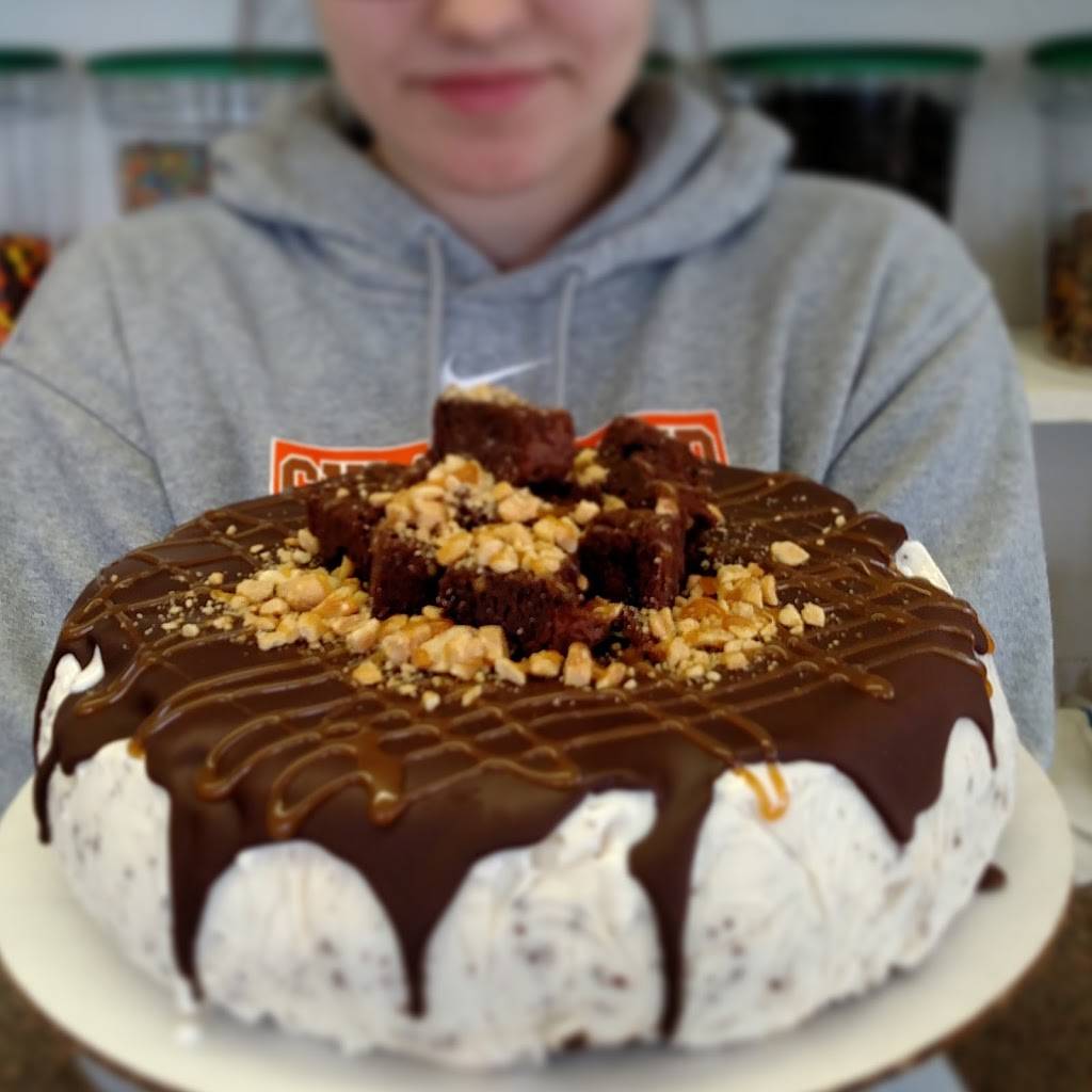 Outlaws Burger Barn & Creamery | restaurant | 1370 S Main Rd, Vineland, NJ 08360, USA | 8566915438 OR +1 856-691-5438