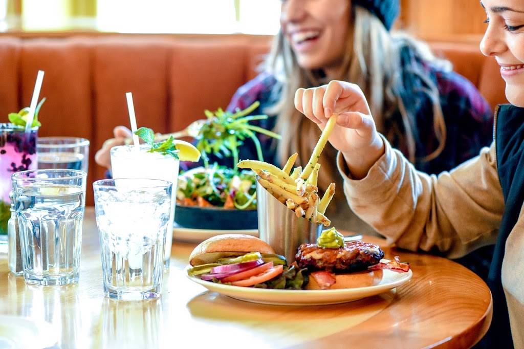 Royal Street Cafe | restaurant | 7600 Royal St #304, Park City, UT 84060, USA | 4356491000 OR +1 435-649-1000