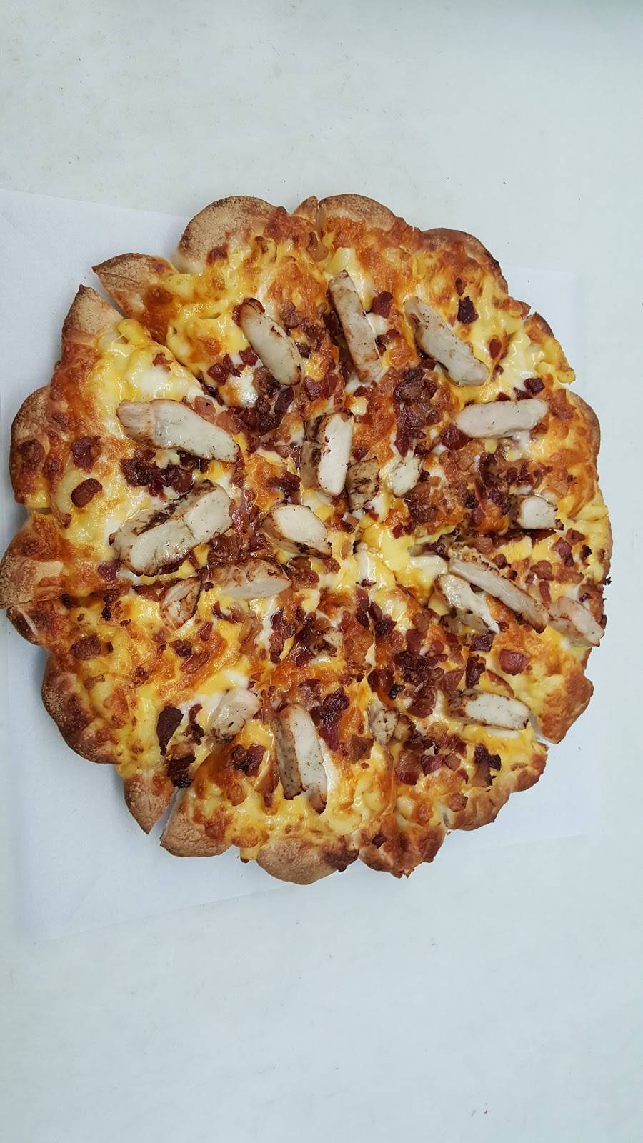 Doughboys Pizza & Wings | restaurant | 5402 Lake Rd, Sheffield Lake, OH 44054, USA | 4409498102 OR +1 440-949-8102