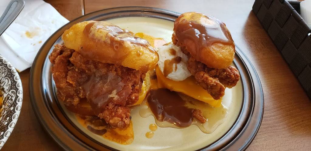 Le Coq de LEst 2015 inc | restaurant | 8803 Rue Hochelaga, Montréal, QC H1L 2N1, Canada | 4383859455 OR +1 438-385-9455