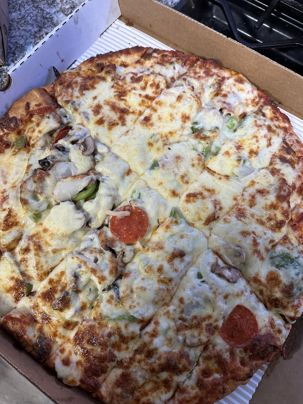 Bronkos of Southeast Indy | restaurant | 5209 E Thompson Rd, Indianapolis, IN 46237, USA | 3174269933 OR +1 317-426-9933