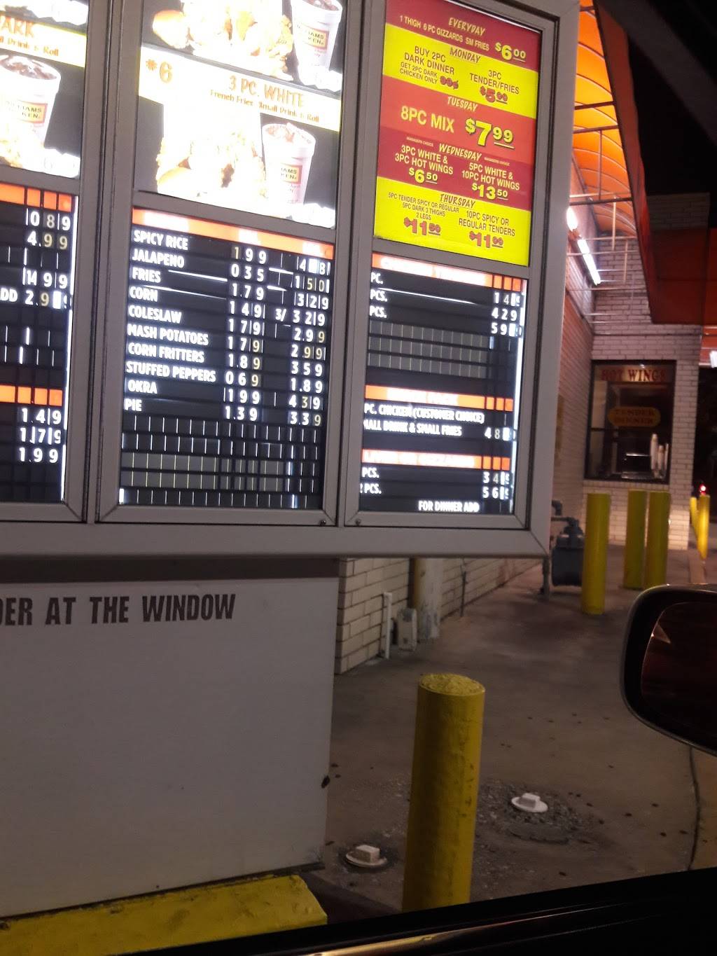 Williams Chicken | restaurant | 8502 S Lancaster Rd, Dallas, TX 75241, USA | 9722280668 OR +1 972-228-0668