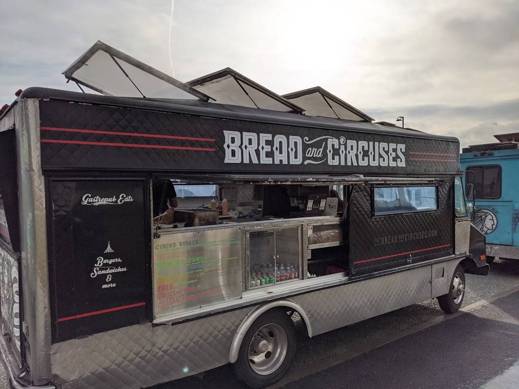 Bread and Circuses | restaurant | 4700 Ohio Ave S, Seattle, WA 98134, USA | 2067477041 OR +1 206-747-7041