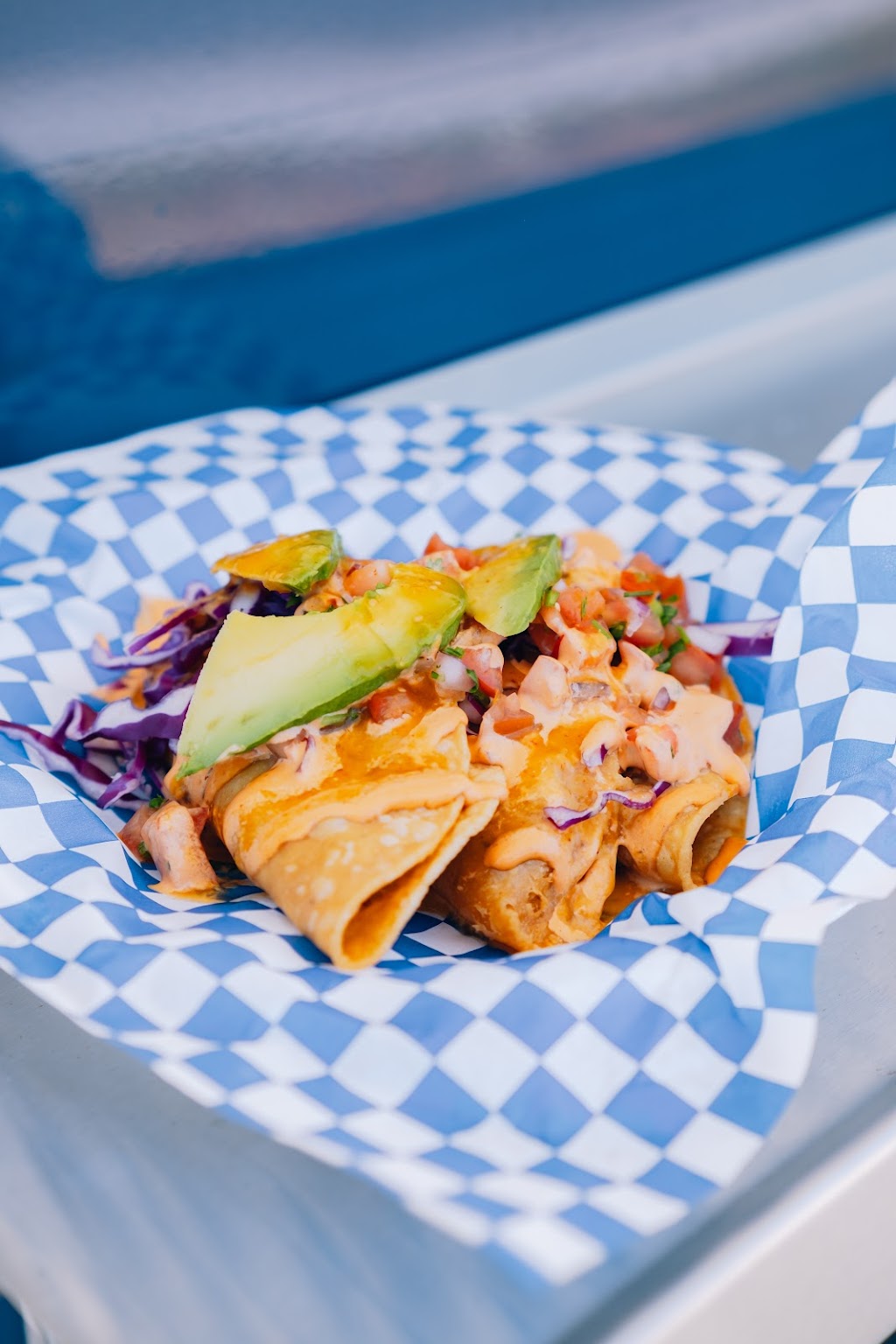 Mariscos El Guicho | Paramount Fresh Mariscos Food Truck | restaurant | 15101 Paramount Blvd, Paramount, CA 90723, USA | 5627818166 OR +1 562-781-8166
