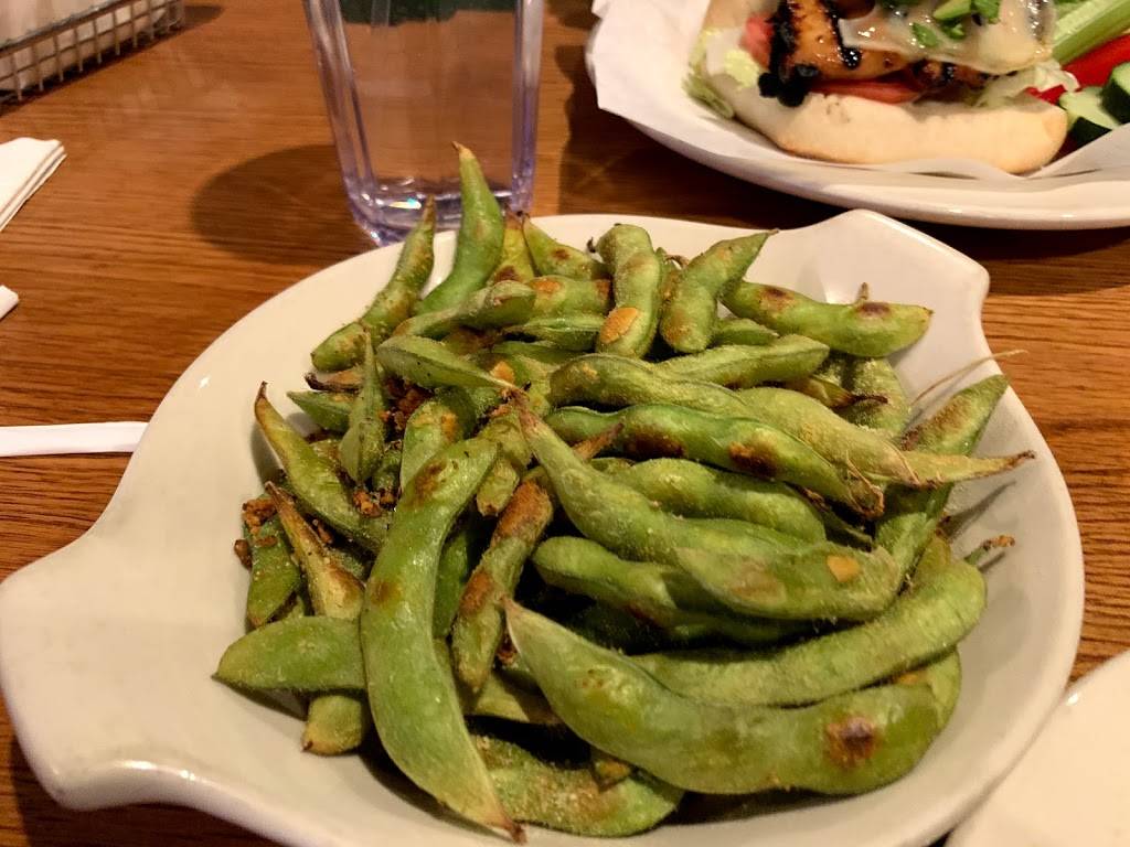 Old Chicago | restaurant | 75 2nd St, Coralville, IA 52241, USA | 3192481220 OR +1 319-248-1220