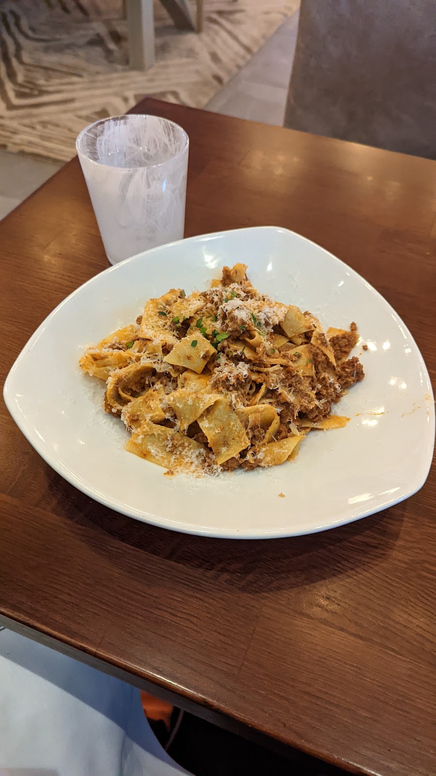 The Lounge | restaurant | 355 S Monarch St, Aspen, CO 81611, USA | 9705446952 OR +1 970-544-6952