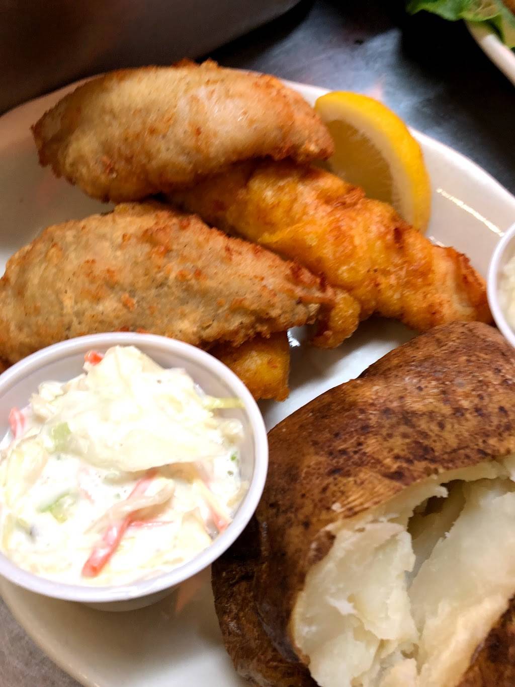 Diamond Jims Steakhouse | restaurant | 11811 Janesville Rd, Hales Corners, WI 53130, USA | 4144257777 OR +1 414-425-7777