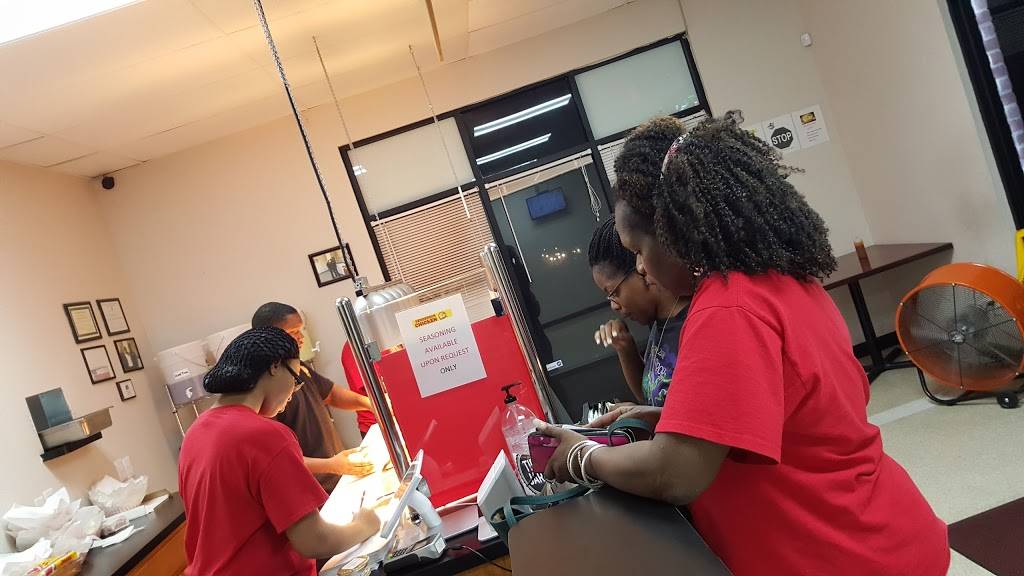 Henderson Chicken Cedar Hill locations | restaurant | 635 E Pleasant Run Rd, Cedar Hill, TX 75104, USA | 9722910777 OR +1 972-291-0777