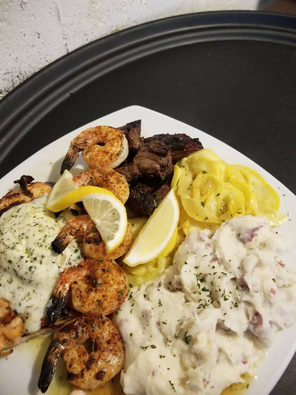 Columbia Tavern | restaurant | 16 Central Street, Rear, Leominster, MA 01453, USA | 9787518962 OR +1 978-751-8962