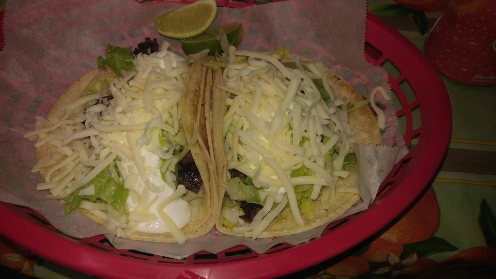 Tacos El Paisanito | restaurant | 202 W Fordham Rd, The Bronx, NY 10468, USA | 7183290278 OR +1 718-329-0278