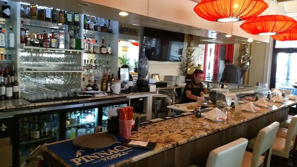 Pad Thai | restaurant | 12 E Exchange St, Akron, OH 44308, USA | 3304341888 OR +1 330-434-1888