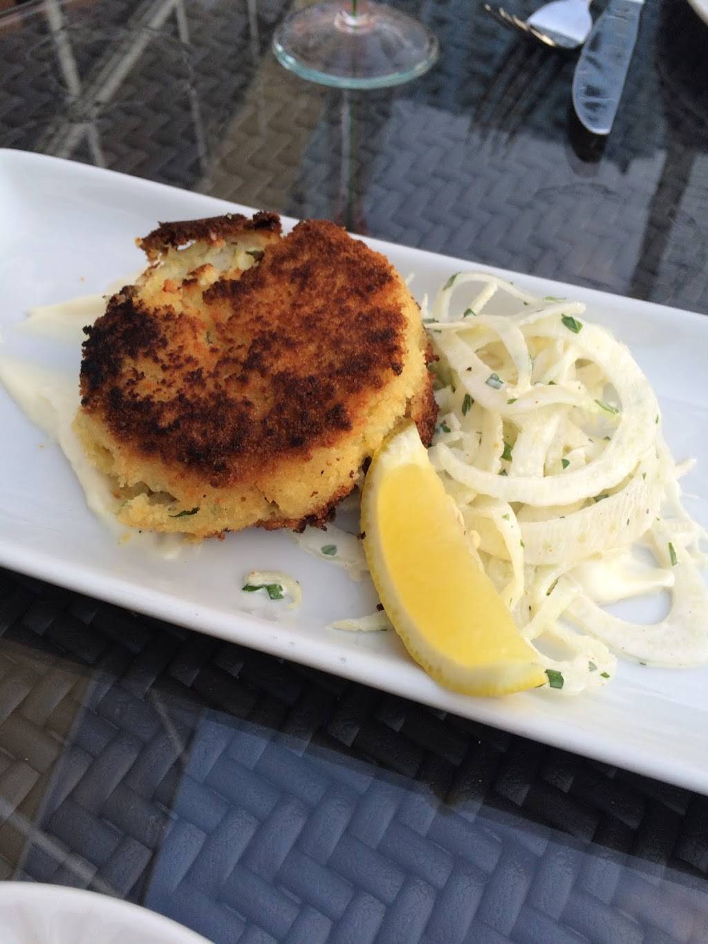 Anable Basin Sailing Bar & Grill | restaurant | 4-40 44th Dr, Long Island City, NY 11101, USA | 7184339269 OR +1 718-433-9269