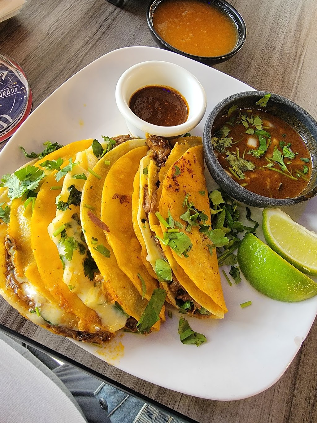 Guanatos Grub | restaurant | 15655 John F Kennedy Blvd a, Houston, TX 77032, USA | 2814165493 OR +1 281-416-5493