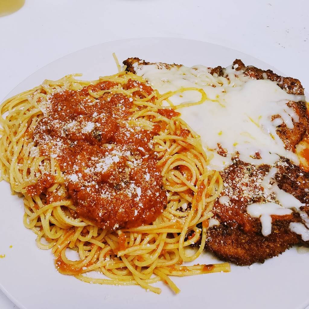 Giulias Cucina & Dessert | restaurant | 1611-13 Bay Ridge Pkwy, Brooklyn, NY 11204, USA | 7182592900 OR +1 718-259-2900