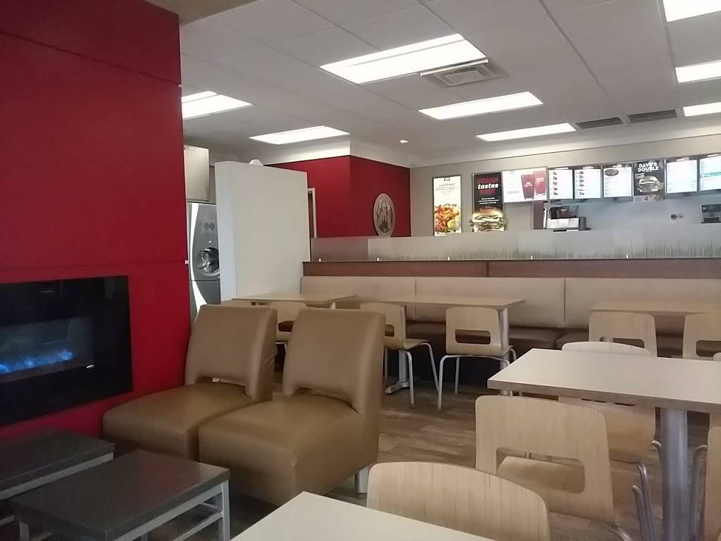 Wendys | restaurant | 2501 S Madison St, Muncie, IN 47302, USA | 7652827790 OR +1 765-282-7790