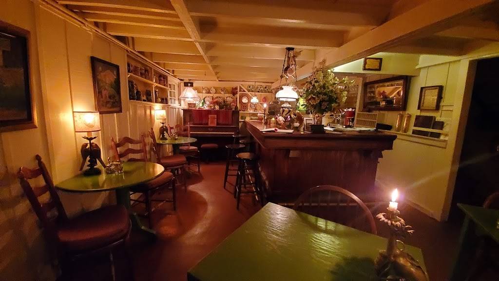 Deetjens Restaurant | restaurant | 48865 CA-1, Big Sur, CA 93920, USA | 8316672378 OR +1 831-667-2378