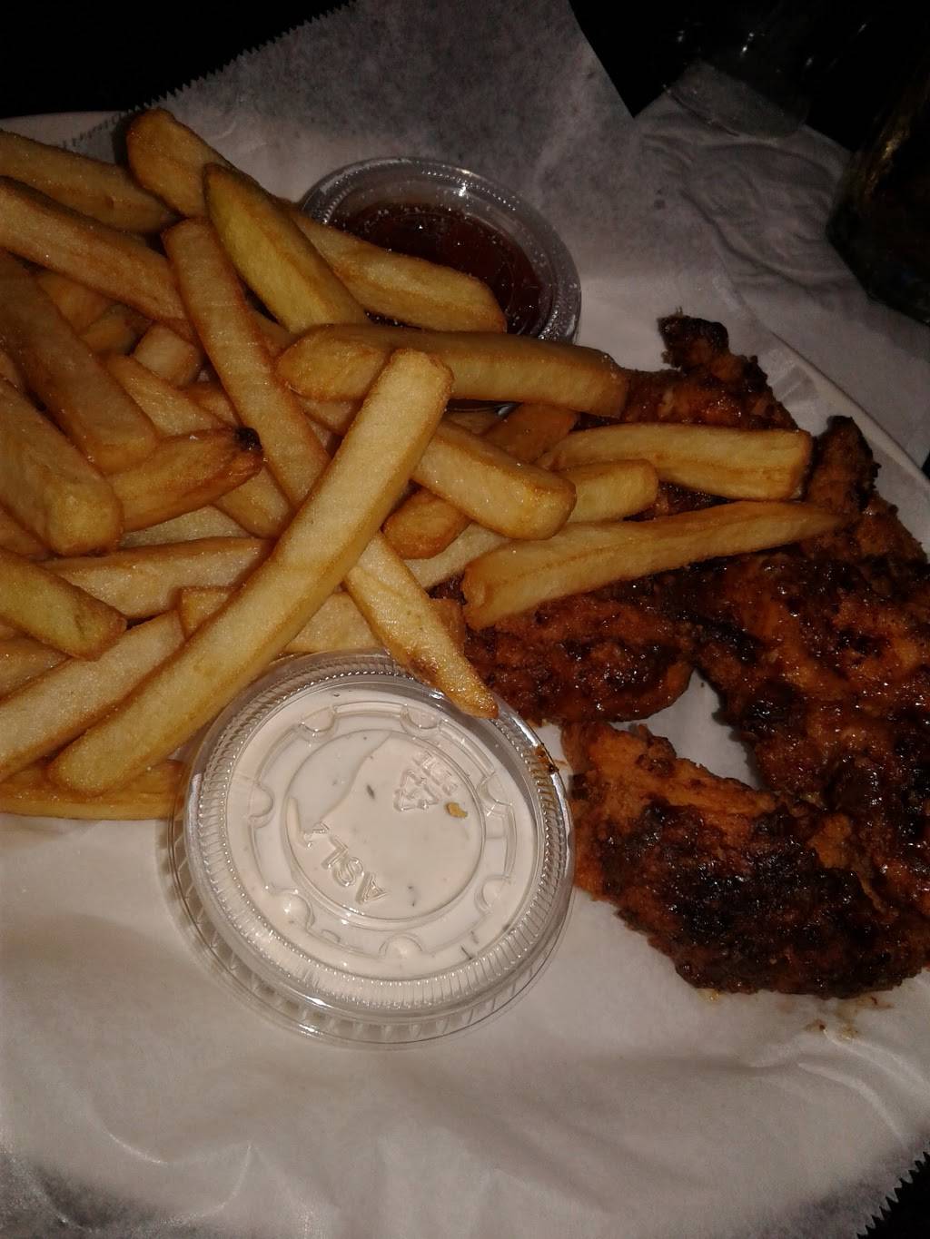 Crowne Sports Bar & Grill | restaurant | 7075 Jimmy Carter Blvd, Peachtree Corners, GA 30092, USA | 7708024680 OR +1 770-802-4680