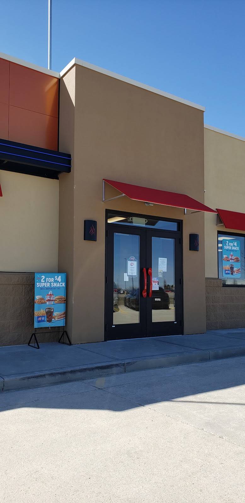 Dairy Queen Grill & Chill | restaurant | 365 Lafayette St, London, OH 43140, USA | 7409561458 OR +1 740-956-1458