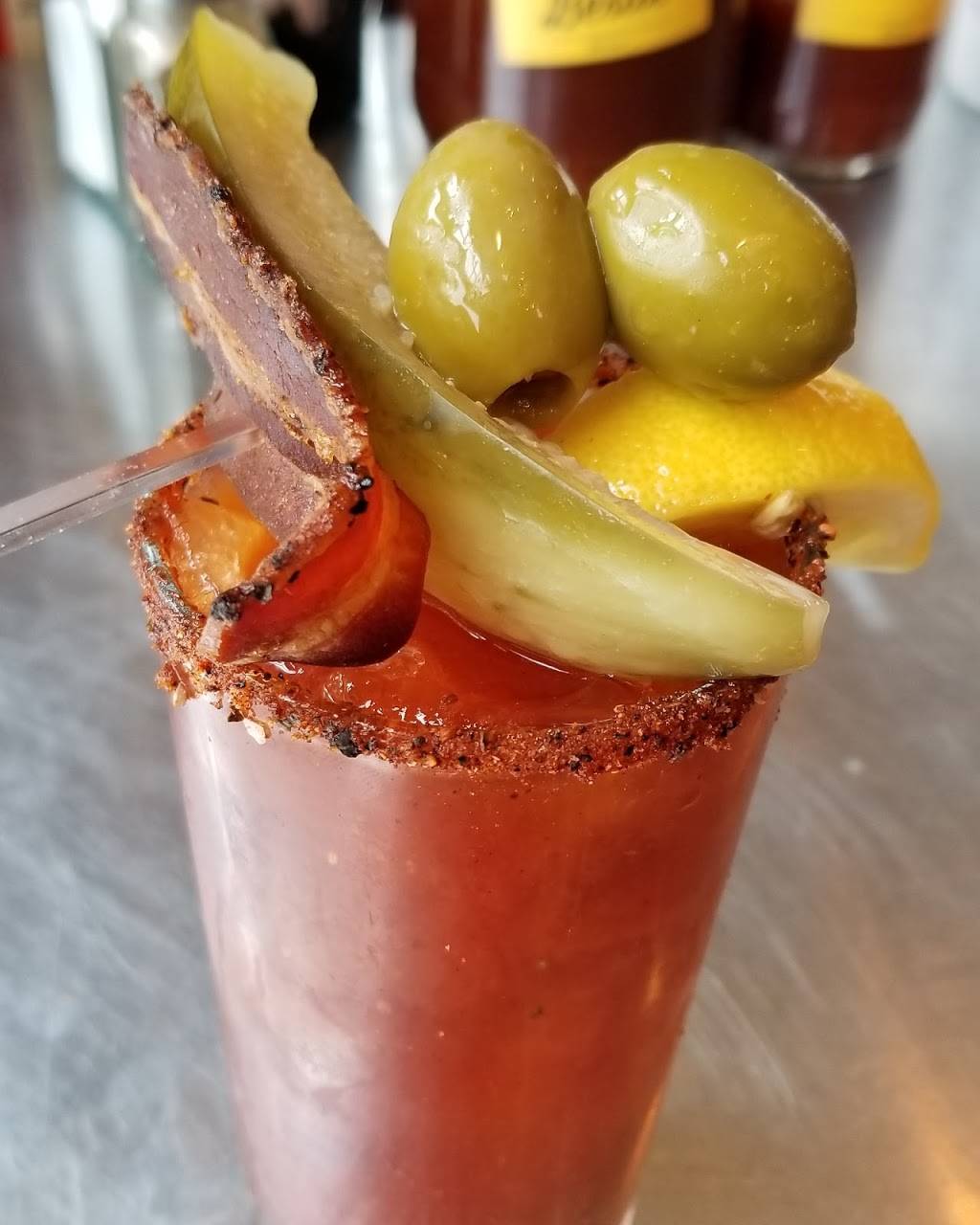 Salt + Smoke | restaurant | 501 S Main St, St Charles, MO 63301, USA | 3147270200 OR +1 314-727-0200