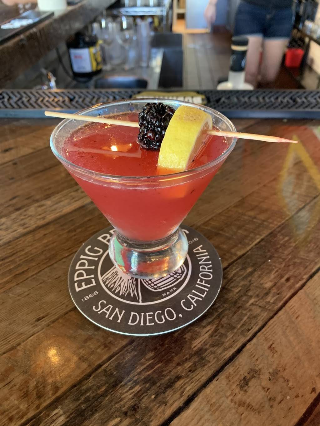 Bantams Roost | restaurant | 2628 Gateway Rd #120, Carlsbad, CA 92009, USA | 8582457166 OR +1 858-245-7166