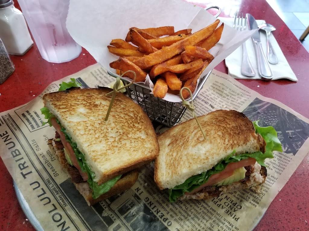 Cjs New York Style Deli | meal takeaway | 2005 Kalia Rd, Honolulu, HI 96815, USA | 8089420027 OR +1 808-942-0027