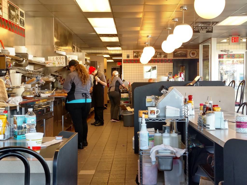 Waffle House | meal takeaway | 1074 E Eads Pkwy, Greendale, IN 47025, USA | 8125370978 OR +1 812-537-0978