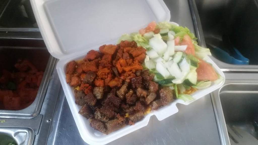 Liberty Halal Gyro | restaurant | 6015 Market St, Philadelphia, PA 19139, USA | 2674499188 OR +1 267-449-9188