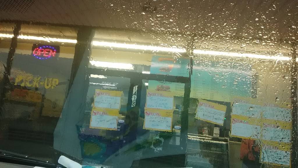 Steak City Fish & Chicken | restaurant | 1428 S Walnut St, Muncie, IN 47302, USA | 7652737770 OR +1 765-273-7770