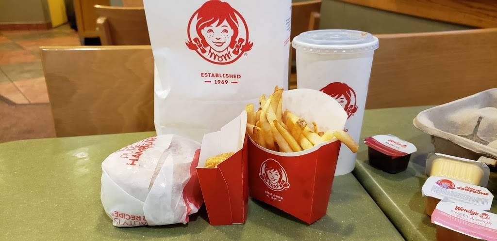 Wendys | restaurant | 270 NW John Jones Dr, Burleson, TX 76028, USA | 8174845685 OR +1 817-484-5685